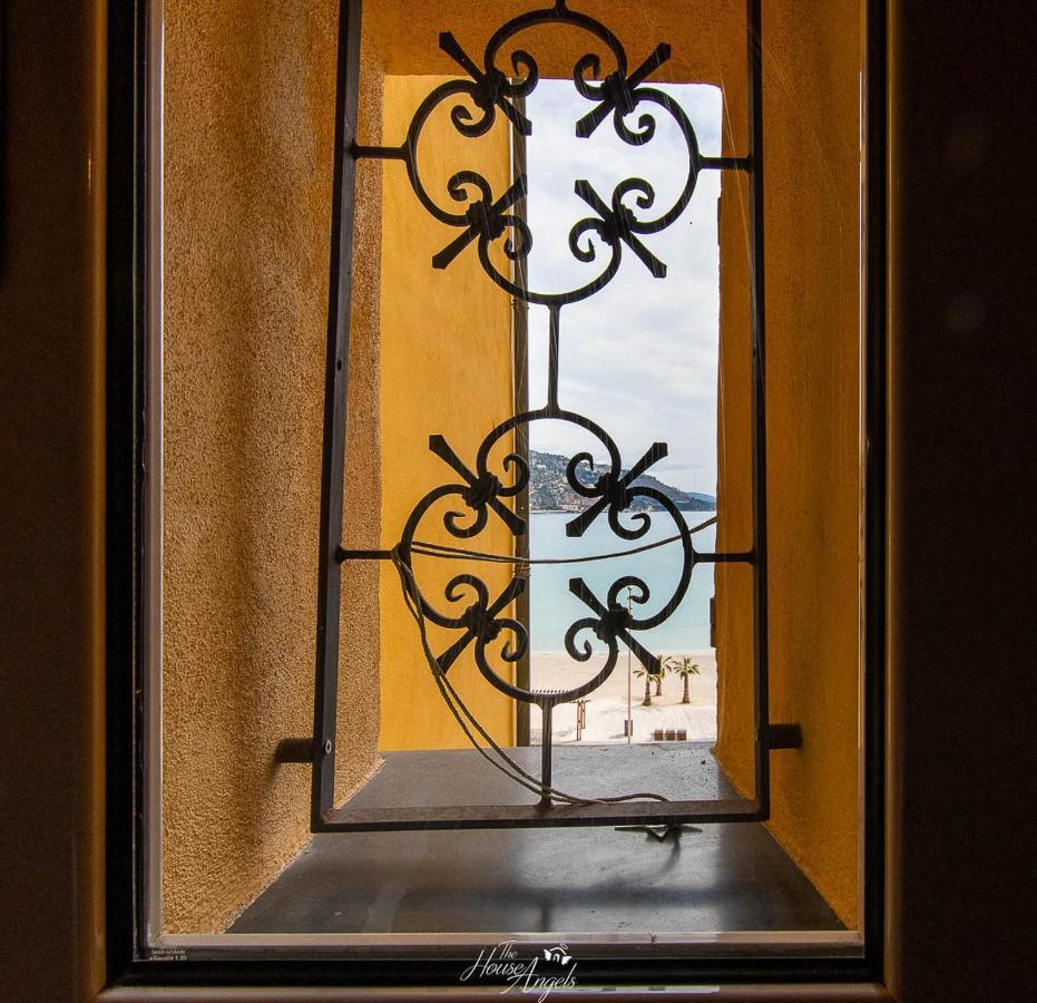 Vista Mare E Comfort In Centro Storico Menton Exterior photo
